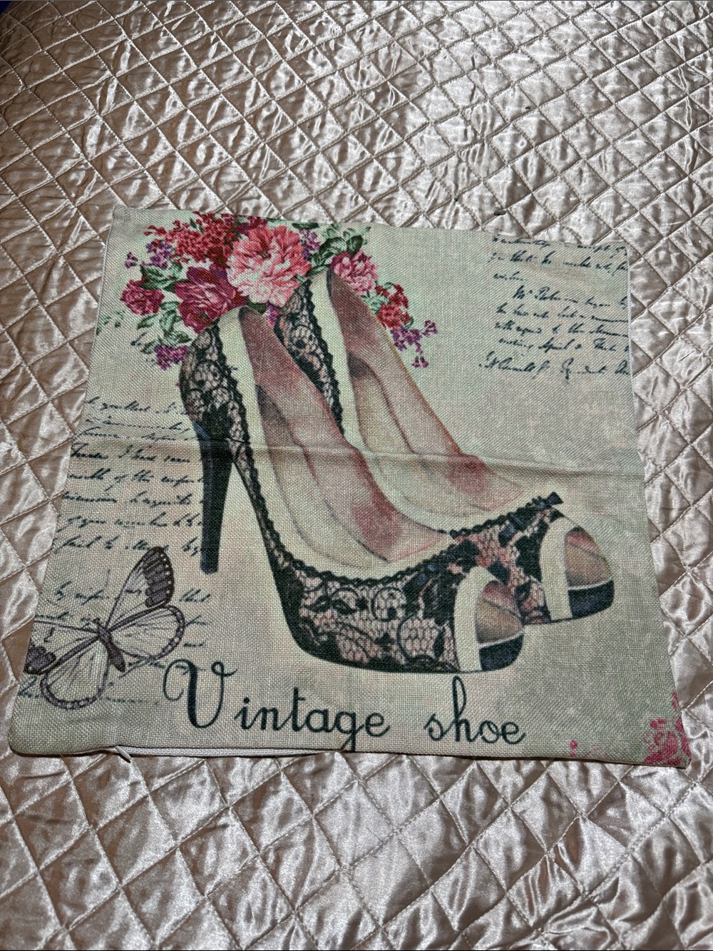 NWT “Vintage Shoe”Lace Peep-Toe Heels - 16.25 x 16.25” bottom zip pillow case